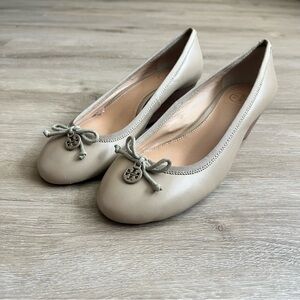 Tory Burch Chelsea Tan Wedge Shoes leather Women's SZ 5